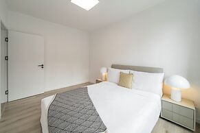 Tyms  2BR APT Hongqiao Paris Classic
