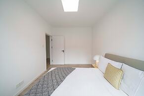 Tyms  2BR APT Hongqiao Paris Classic