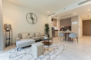 Peninsula Five Residences - Business Bay