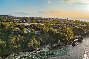 Suluban Cliff Bali Villa