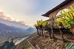 Muong Hoa River View Homestay