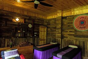 Muong Hoa River View Homestay
