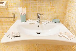 Syraka Hotel LR Collection