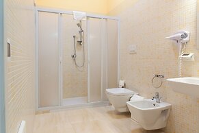 Syraka Hotel LR Collection