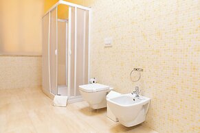 Syraka Hotel LR Collection