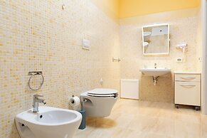 Syraka Hotel LR Collection
