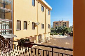 Syraka Hotel LR Collection