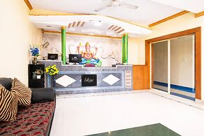 Hotel Book N Stay Sampadaa
