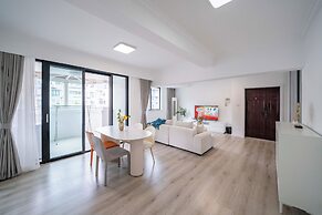 Tyms Parisian 2BR APT  Paris Classic