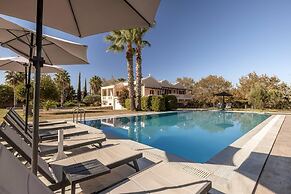 Leone Luxury Villa Giota