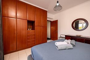 Leone Luxury Villa Giota