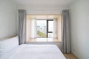 Tyms 2BR APT Xujiahui Dacheng Residence