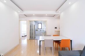 Tyms 2BR APT Xujiahui Dacheng Residence