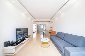 Tyms 2BR APT Xujiahui Dacheng Residence