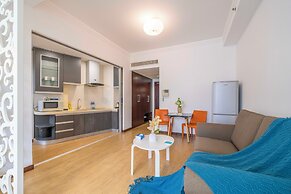 Tyms Xujiahui Stylish 1BR APT