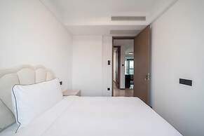 Tyms Hongqiao Deluxe 3BR 2BA APT