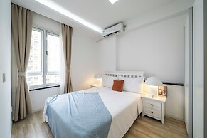 Tyms Luxury 4BR 2BA APT  Garden