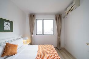 Tyms Luxury 4BR 2BA APT  Garden