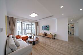 Tyms Luxury 4BR 2BA APT  Garden