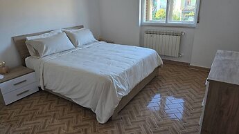Lakeview Balcony Apartment in Bolsena