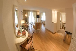 STRAVINSKY Apartments Avignon