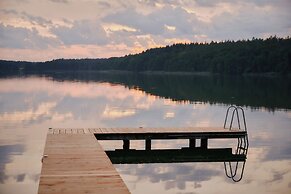 Raus | Cabins am See mit Sauna + Hot-Tub