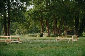Raus | Cabins am See mit Sauna + Hot-Tub