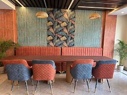 Frosty Fern Hotel & Resort
