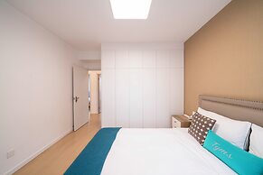 Tyms Family APT Spacious 3BR for Groups & Families
