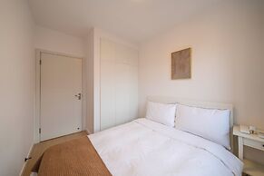 Tyms Family APT Spacious 3BR for Groups & Families