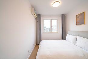 Tyms Family APT Spacious 3BR for Groups & Families