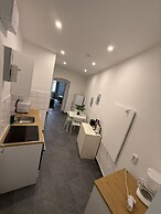 Stylish 1BR Apt  Walk to Schonbrunn