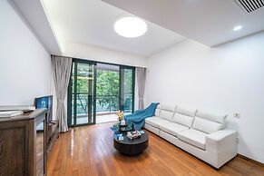 Tyms 2BR APT Lujiazui Renheng Riverside