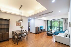 Tyms 2BR APT Lujiazui Renheng Riverside