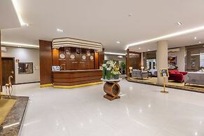 Golden Garden Hotel