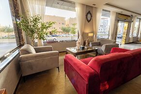 Golden Garden Hotel