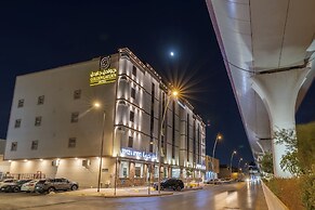 Golden Garden Hotel