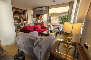 Golden Garden Hotel