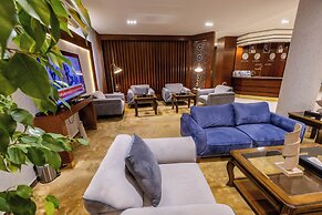 Golden Garden Hotel
