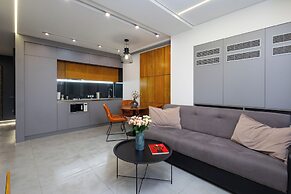 Apartment by Luxe Group KO333