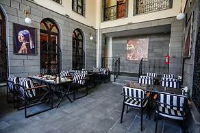 Blackhan Palace Otel