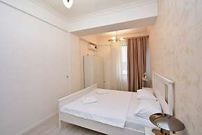 Apartment by Luxe Group MA331