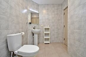 Apartment by Luxe Group MA331
