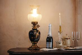 Bellavitarooms-Isabel luxury Suite