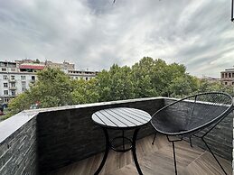 Apartment by Luxe Group MA777
