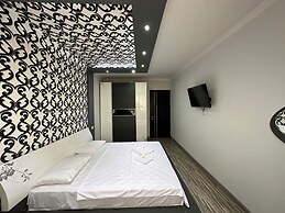 Apartment by Luxe Group MA777