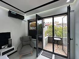 Apartment by Luxe Group MA777
