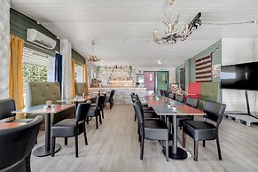 Lyngenfjord Hotel