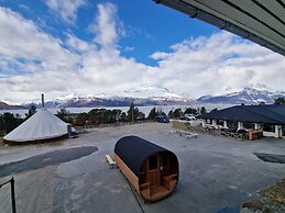 Lyngenfjord Hotel