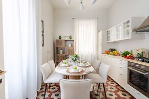 The Fresco Tale a Charming 3 Bedrooms Apartment